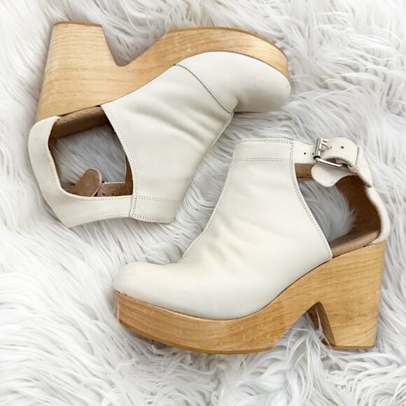 FREE PEOPLE | Amber Orchard Clogs Bone Off White
Leather Boho Clog Heels | 38, 8 - Picture 1 of 8